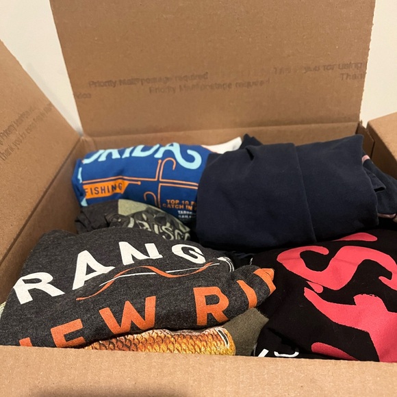 columbia, Nike, Guy Harvey & morev Other - Men’s Mystery box of t shirts ( name brands too